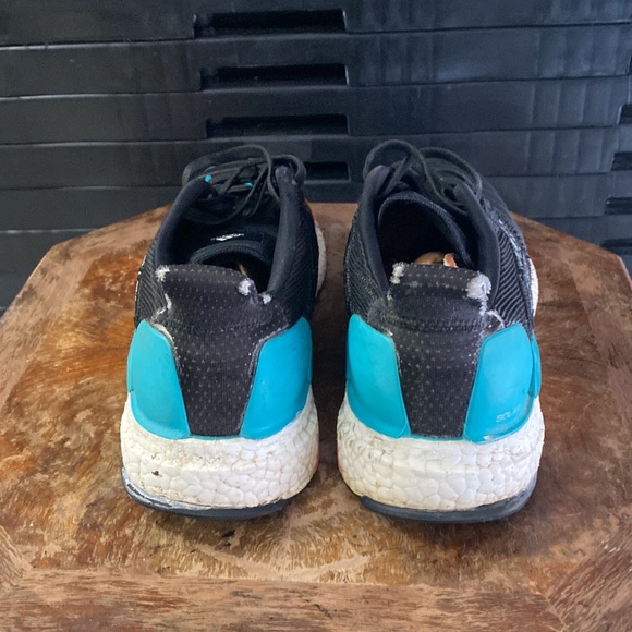 Adidas - Picture 4 of 6